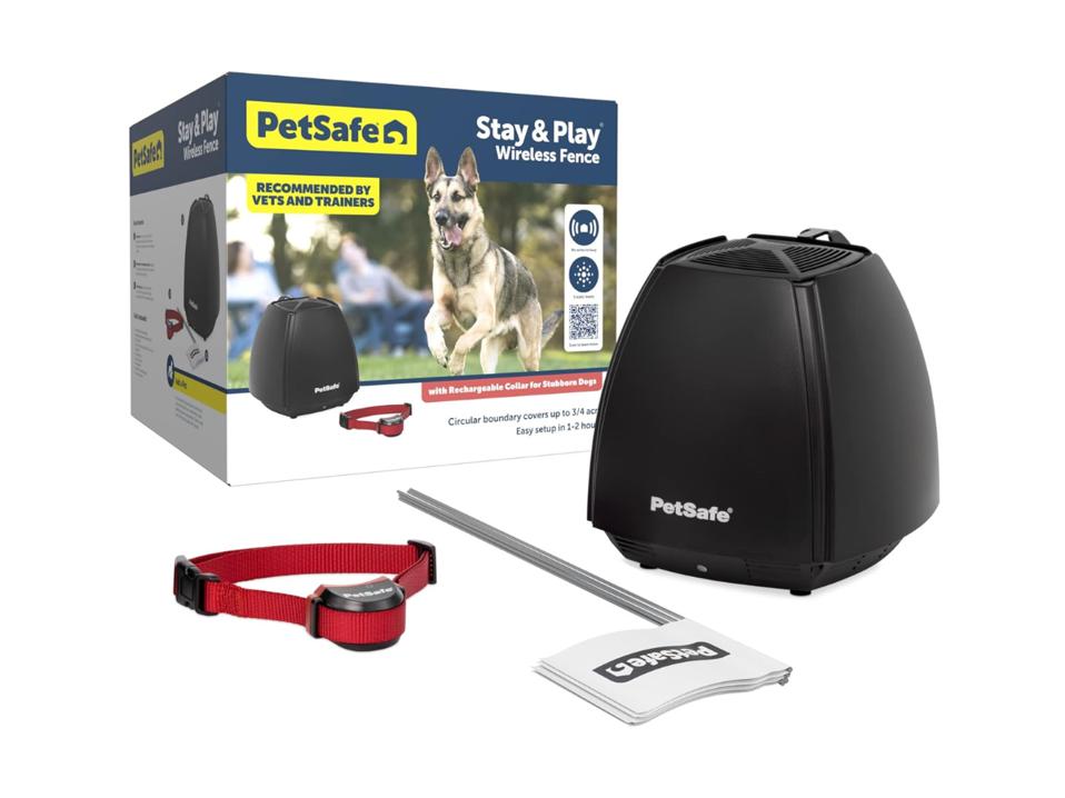 image of PetSafe Stay and Play Wireless Pet Fence for Stubborn Dogs kit on white background